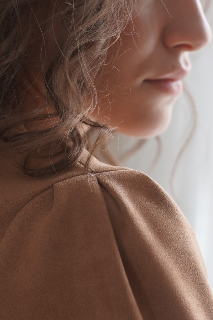 Robe beige effet daim