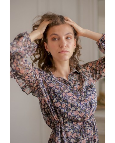 Robe col chemisier et manches longues