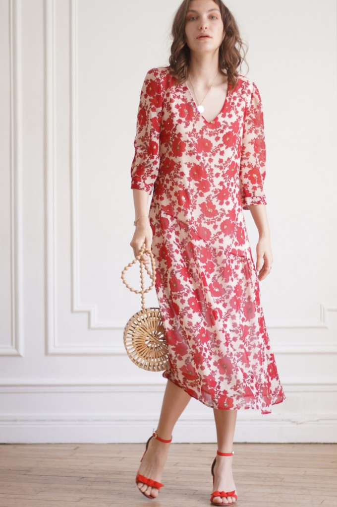 Robe longue à motifs fleuris