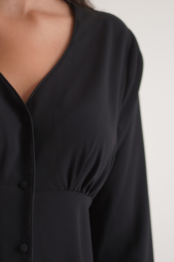 Robe avec décolleté en V