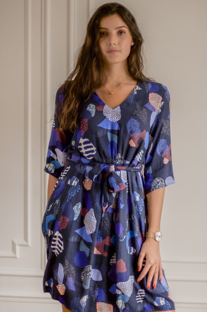 Robe midi cintrée à motifs