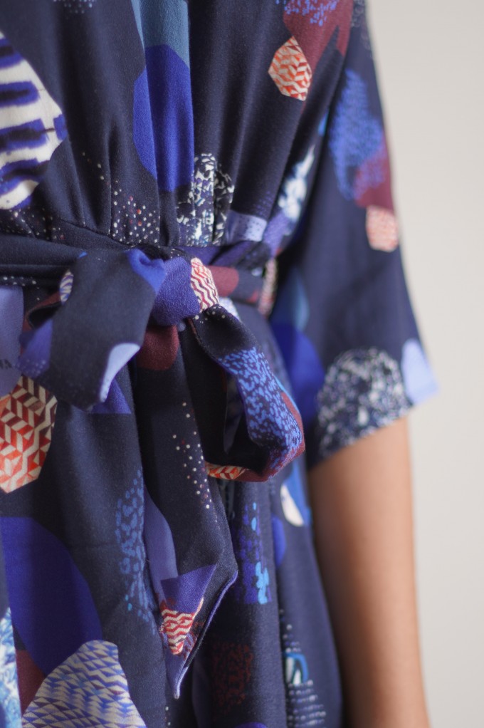 Robe avec ceinture ruban