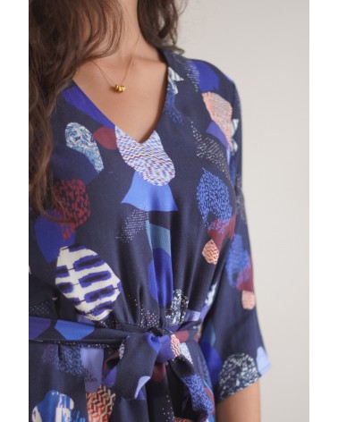 Robe avec décolleté en V