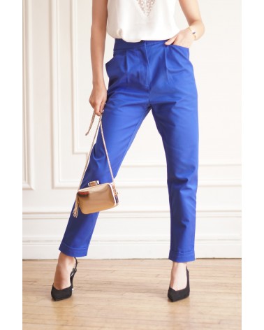 Pantalon coupe carotte bleu