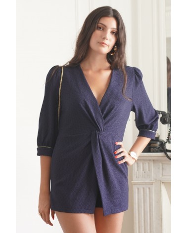 Combishort bleu avec décolleté en V