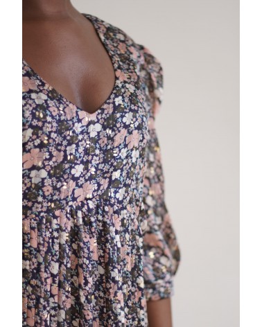 Robe avec décolleté en V